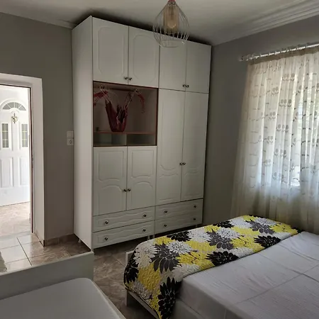 Cosy ساراندا